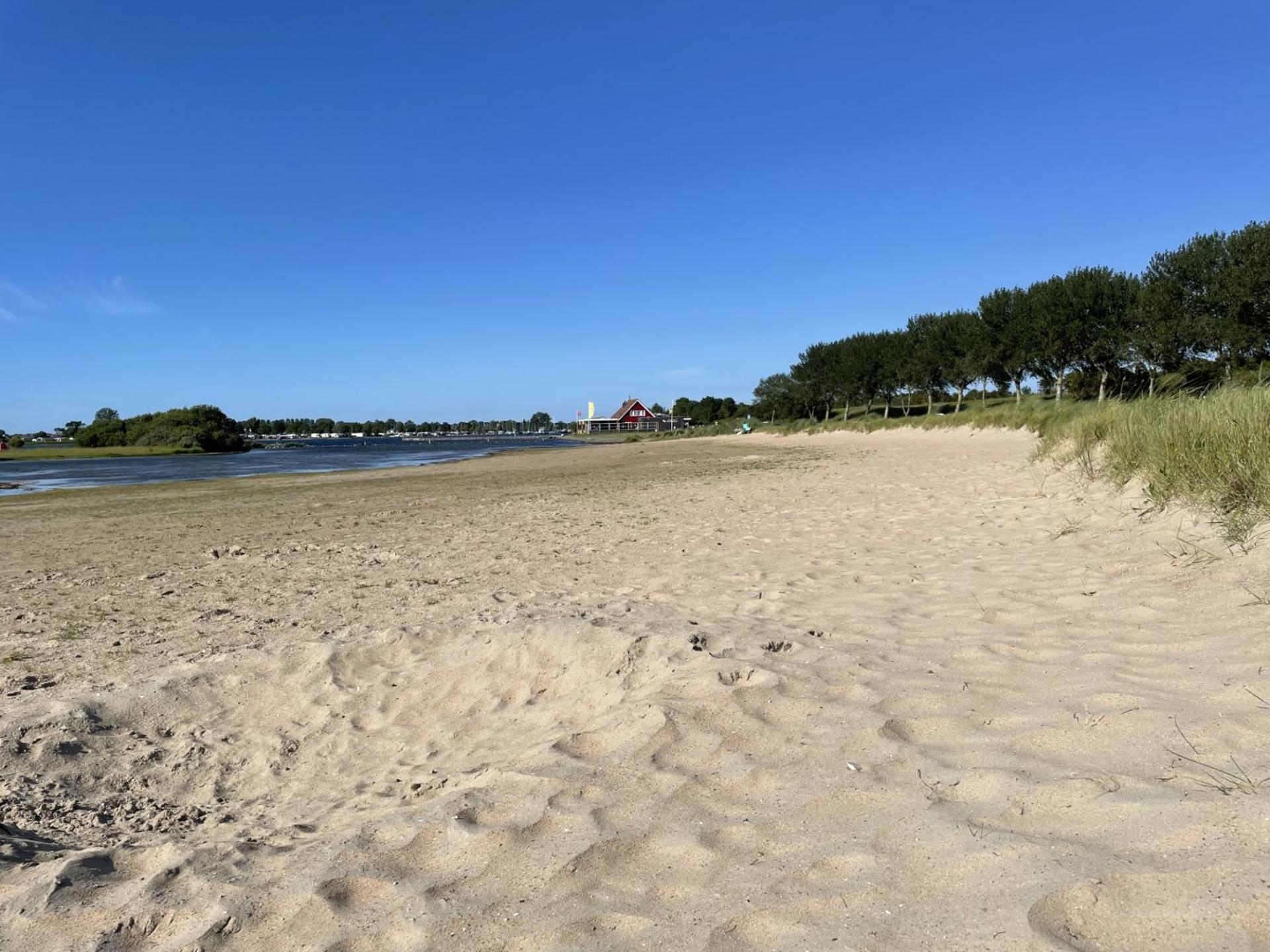 Heerlijke Vrijstaande Vakantiewoning Aan Het Veerse
