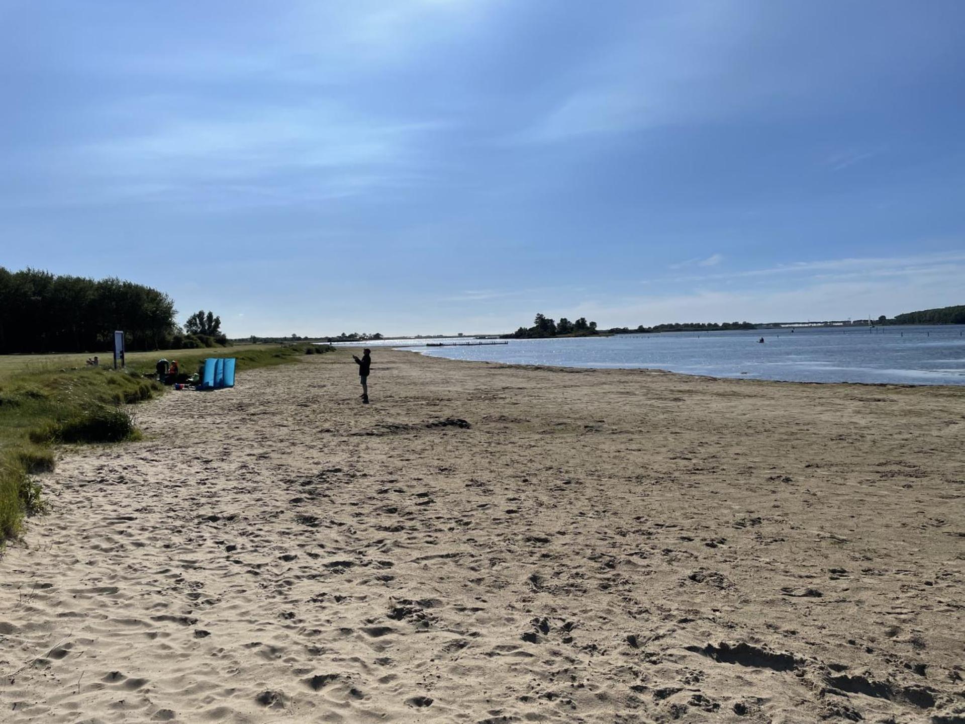 Heerlijke Vrijstaande Vakantiewoning Aan Het Veerse Wolphaartsdijk