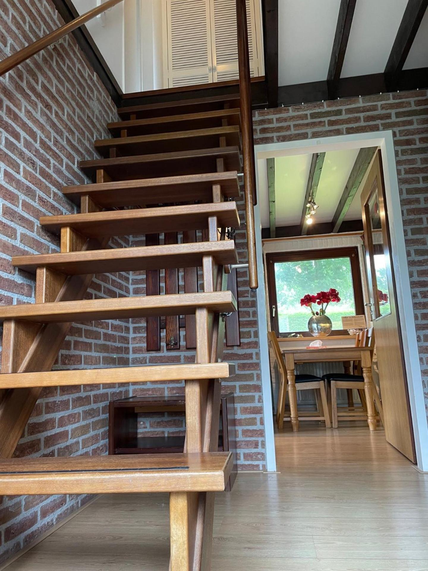 Heerlijke Vrijstaande Vakantiewoning Aan Het Veerse Wolphaartsdijk