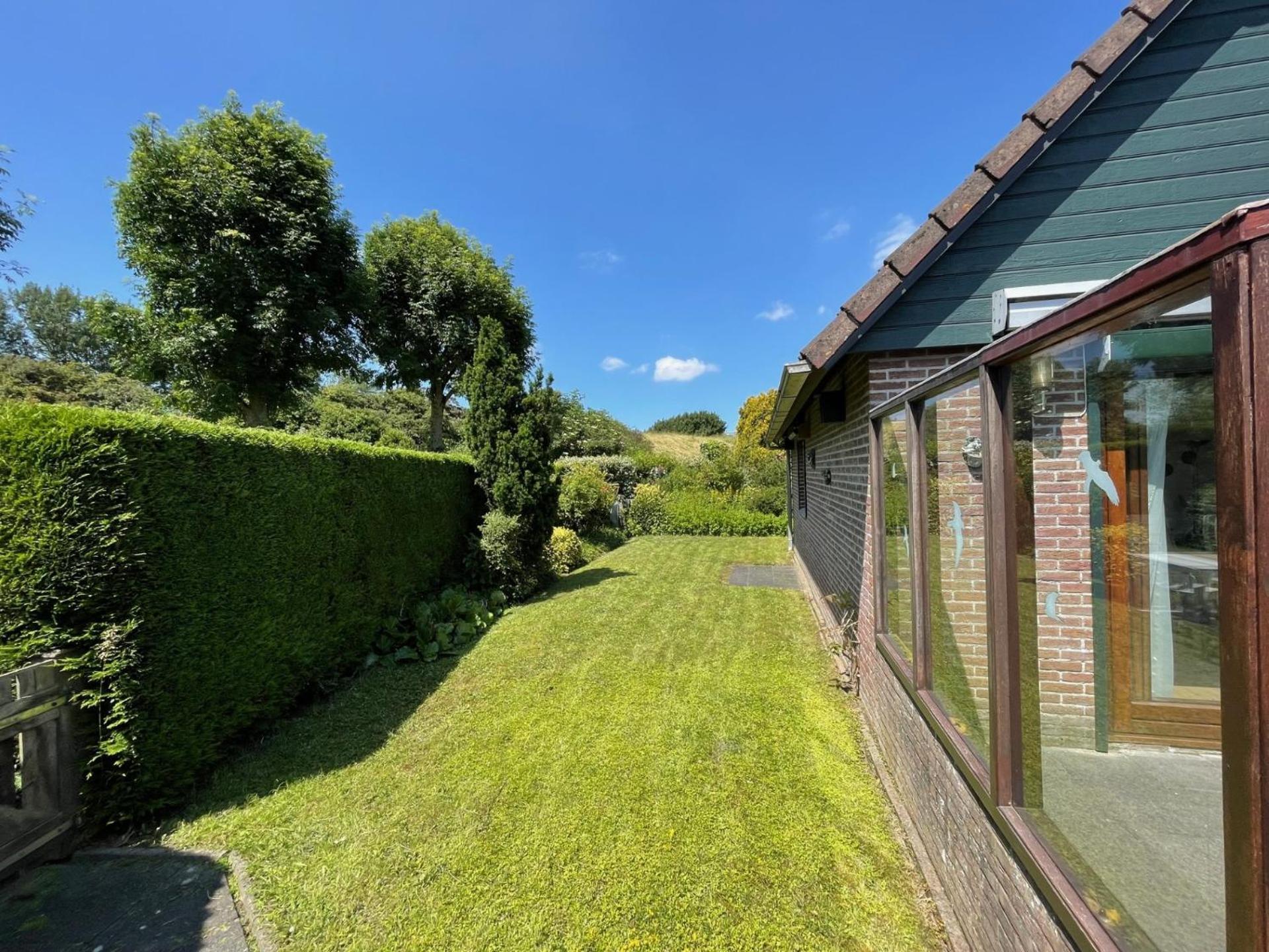 Heerlijke Vrijstaande Vakantiewoning Aan Het Veerse Wolphaartsdijk